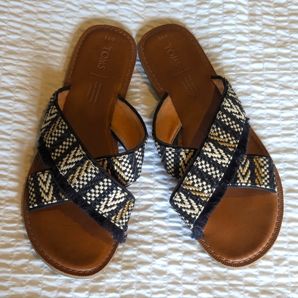 Tom's Viv Aztec Print Woven Sandals sz 8.5